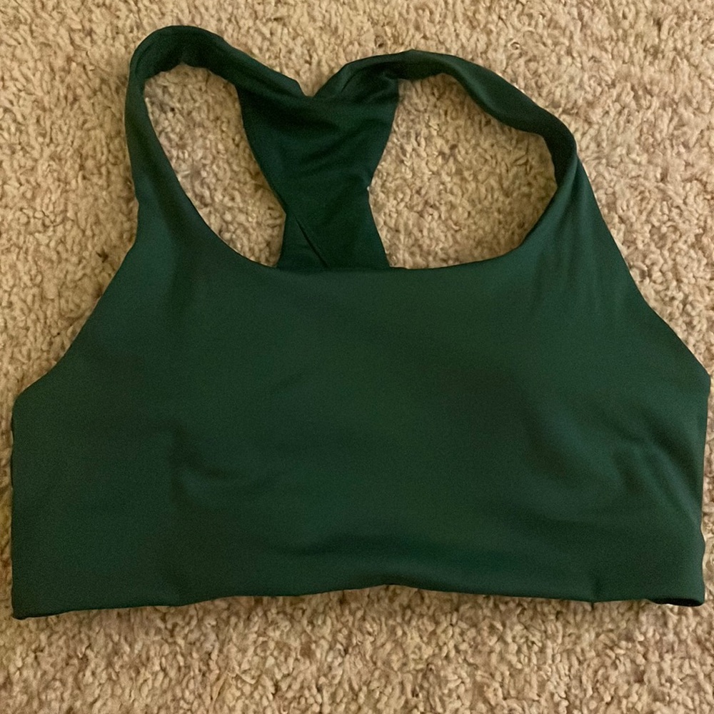 Green lululemon sports bra size 6